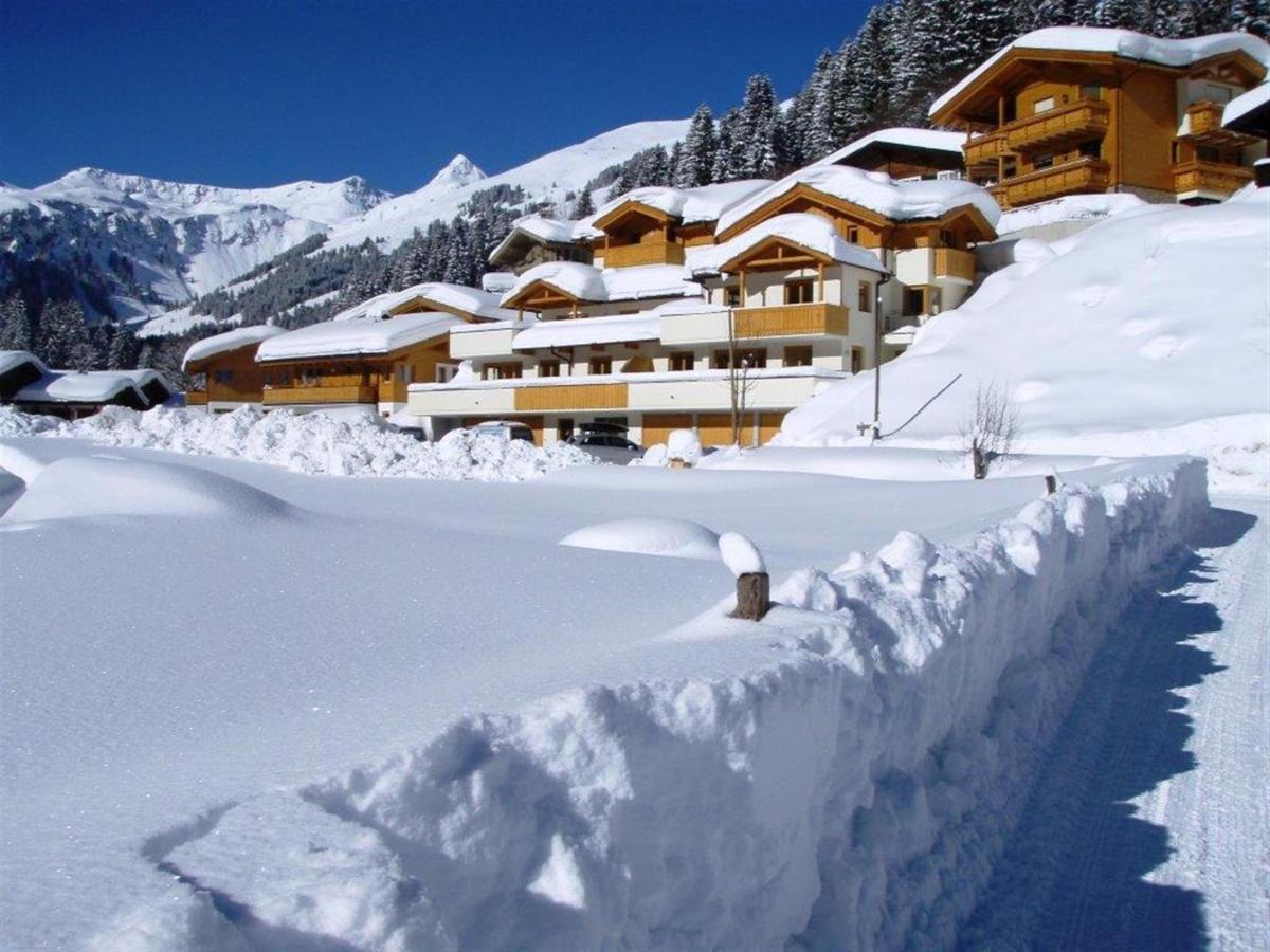 Chalet Apartment In Saalbach-Hinterglemm Eksteriør billede